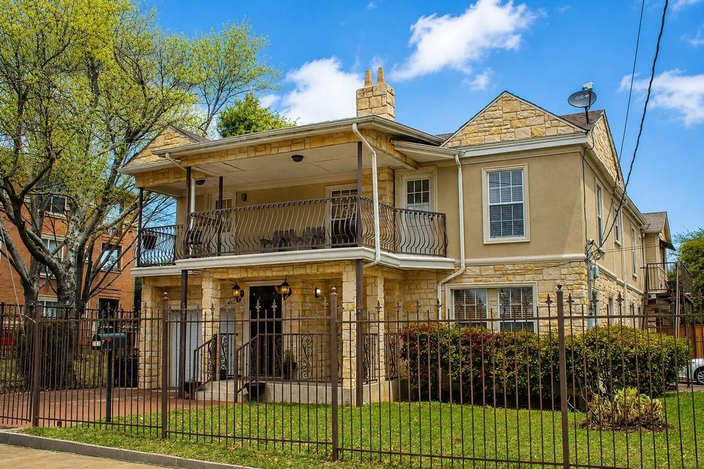 2100 Caddo Street, Dallas