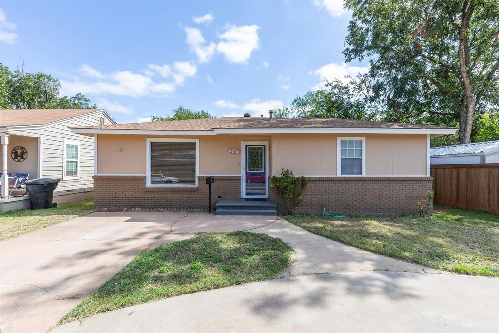281 Clyde Street, Abilene