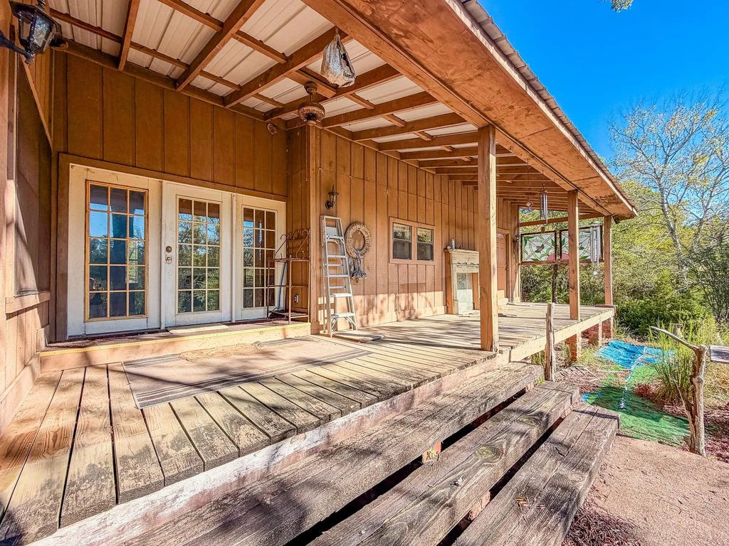 19502 Fm 14, Lindale