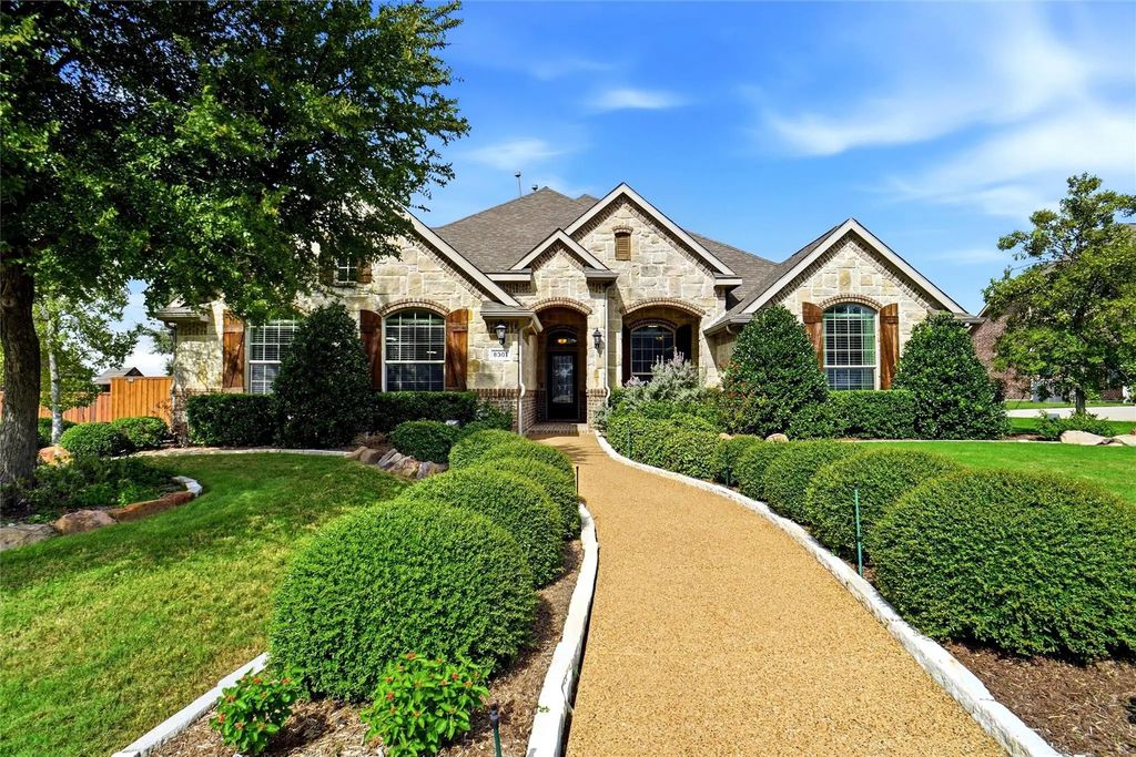 8301 Rock Valley Drive, Rowlett