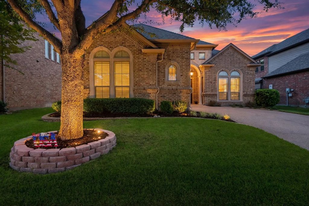 1408 St Tropez Lane, Arlington