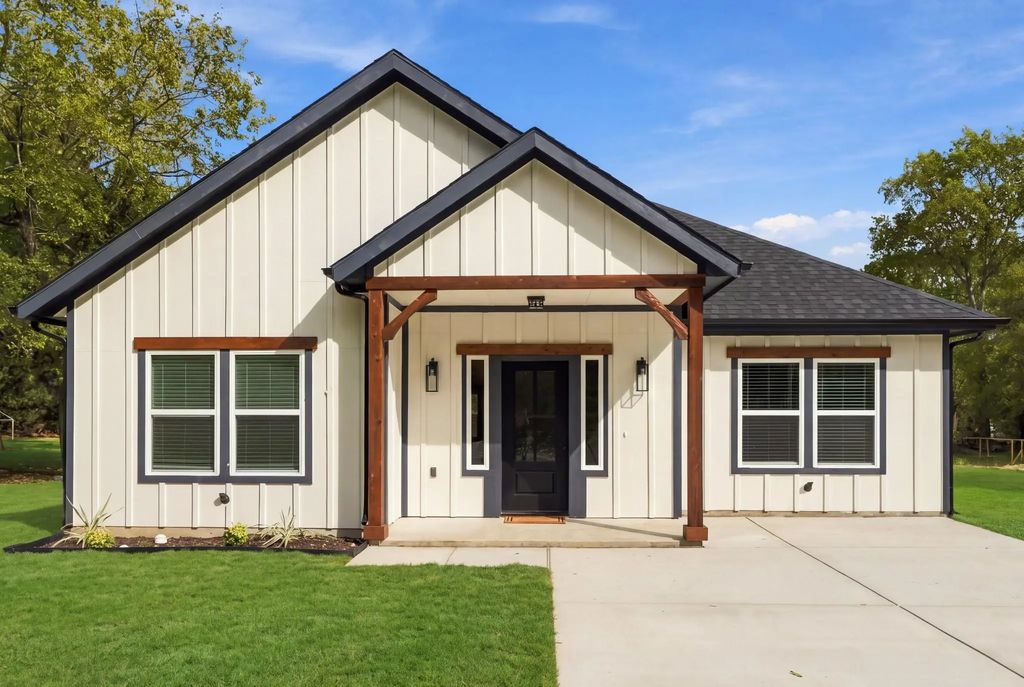 1400 W 12th Avenue, Corsicana