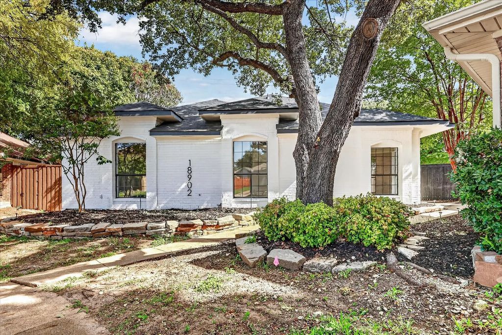 18902 Whitewater Lane, Dallas
