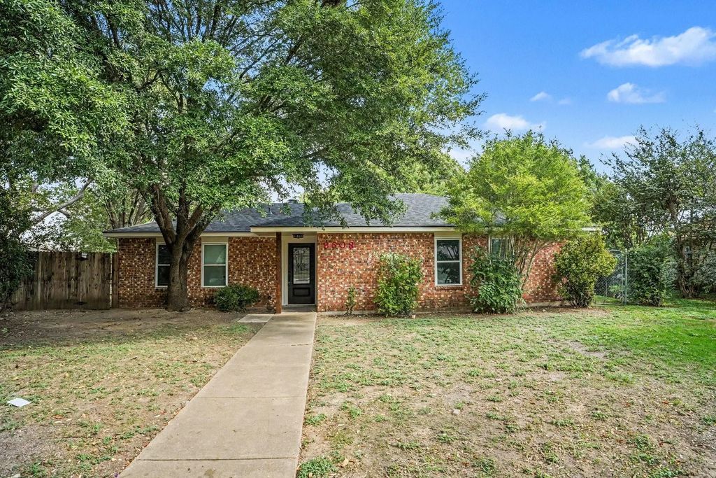 8608 Elderberry Court, Dallas