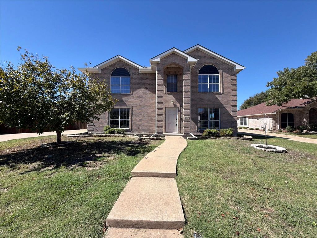 304 Holly Court, Murphy