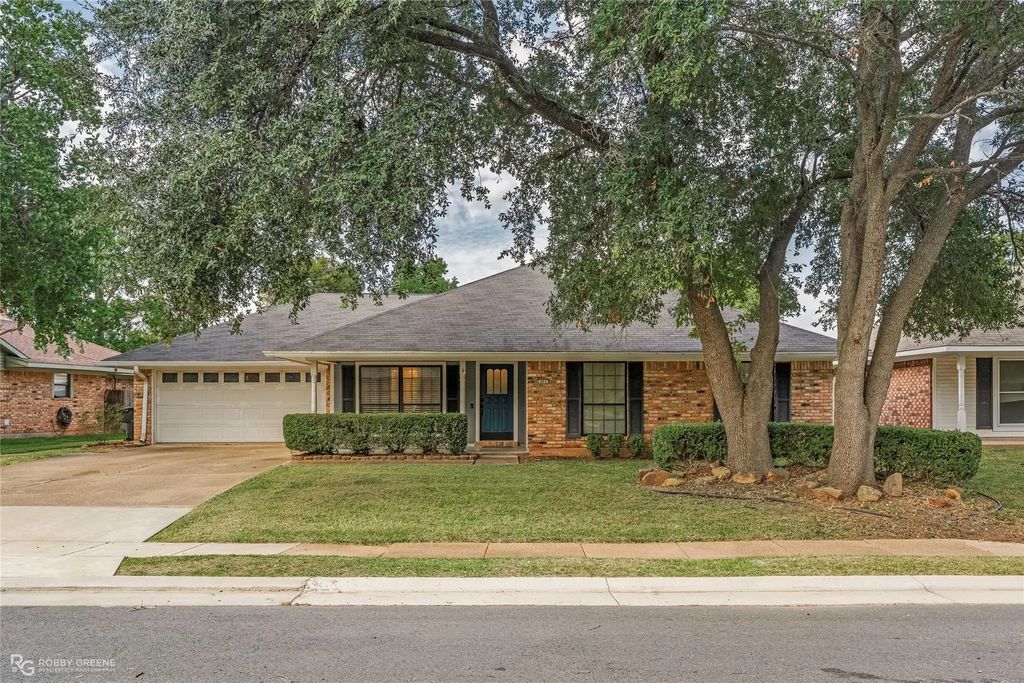 405 Edgemont Drive, Bossier City