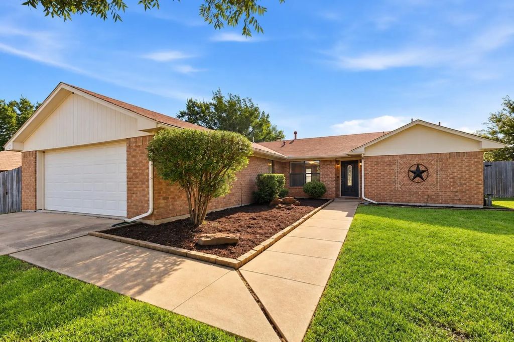 1815 Wisteria Street, Denton