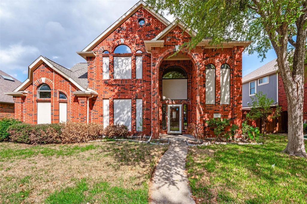 854 Chalfont Place, Coppell
