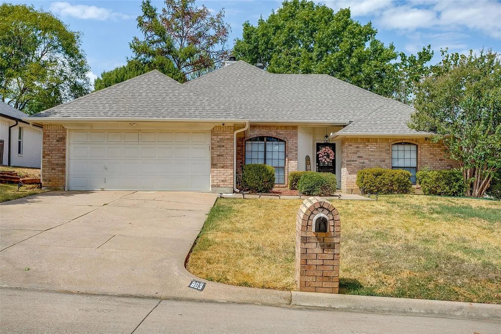 803 Water View Drive, Mansfield