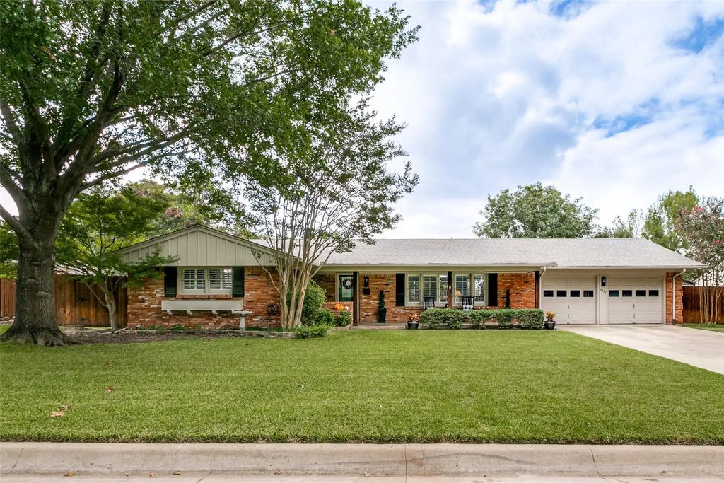 4309 Selkirk Drive W, Fort Worth