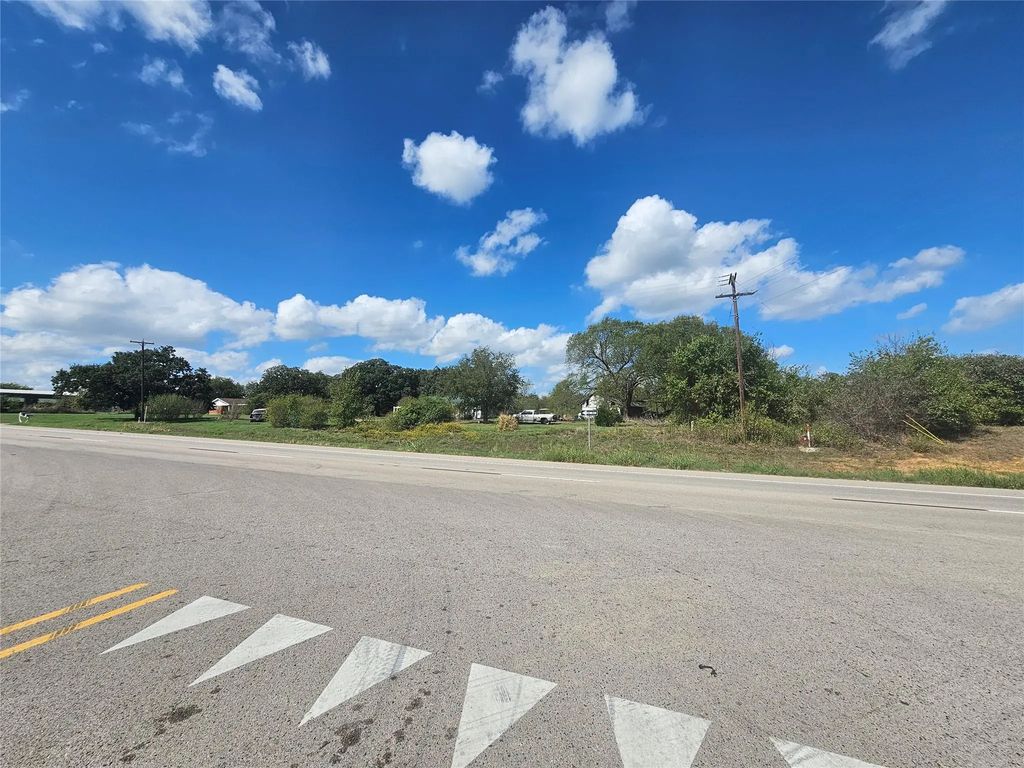4337 E Highway 67, Keene