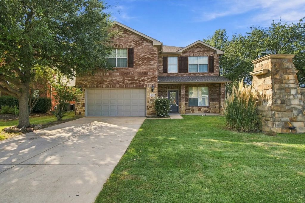11329 Kenny Drive, Fort Worth