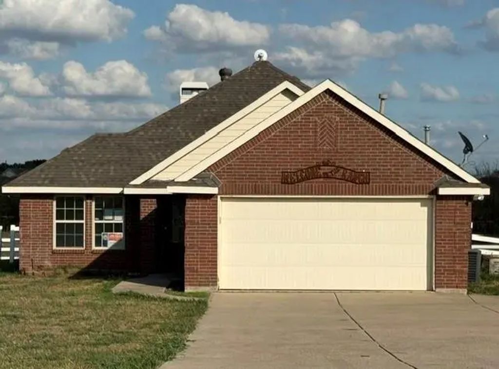 319 Hawk Ridge Road, Decatur