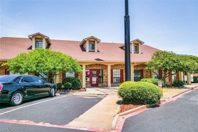 Photo of Listing #20700457