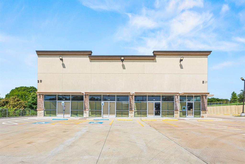 2531 W Ledbetter Drive W, Dallas