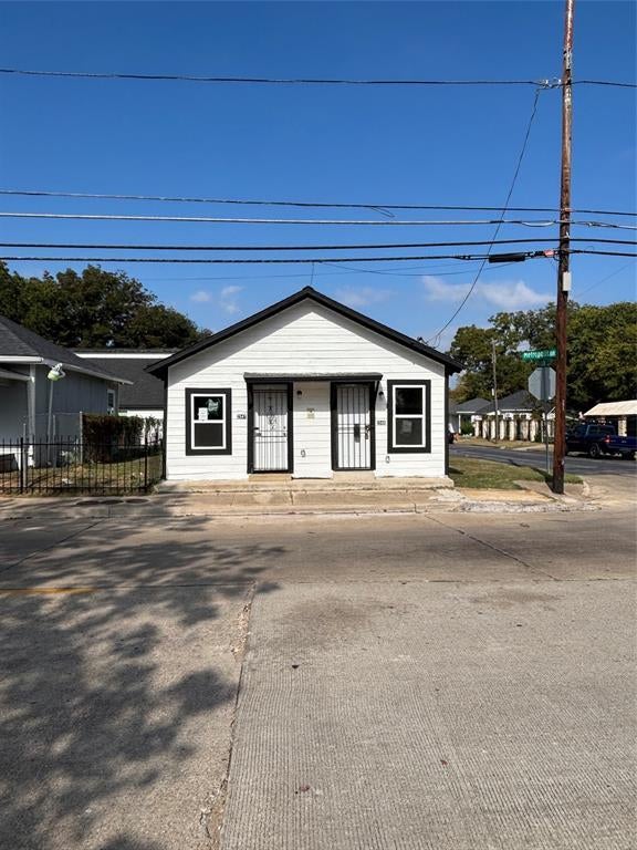 2549 Metropolitan Avenue, Dallas
