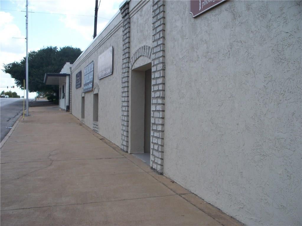 102 Palo Pinto Avenue Suite D, Weatherford