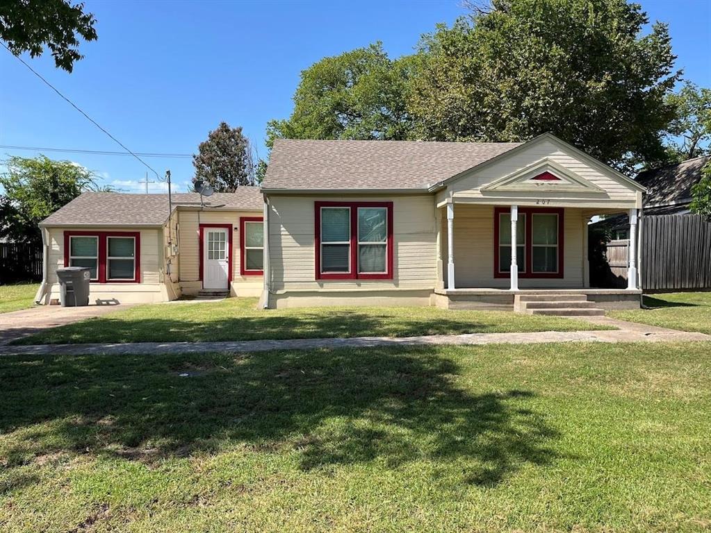 207 Masters Avenue, Wylie