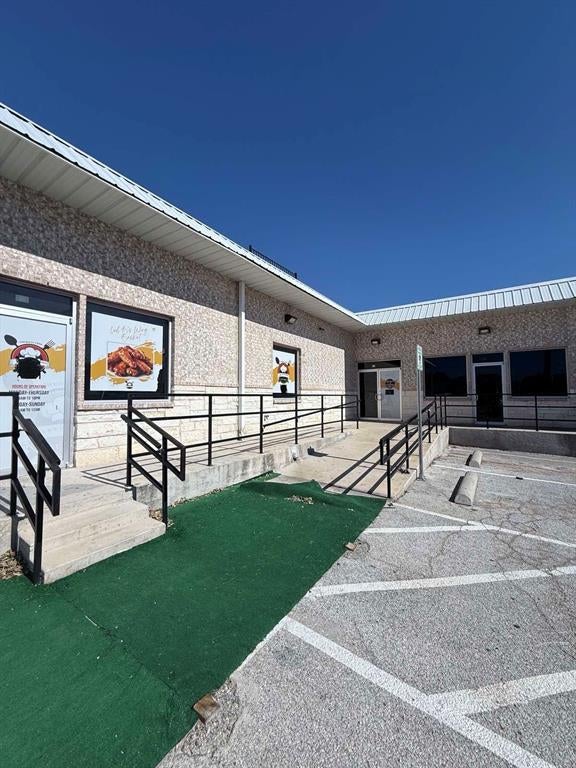 5617 Mccart Avenue 105 117, Fort Worth