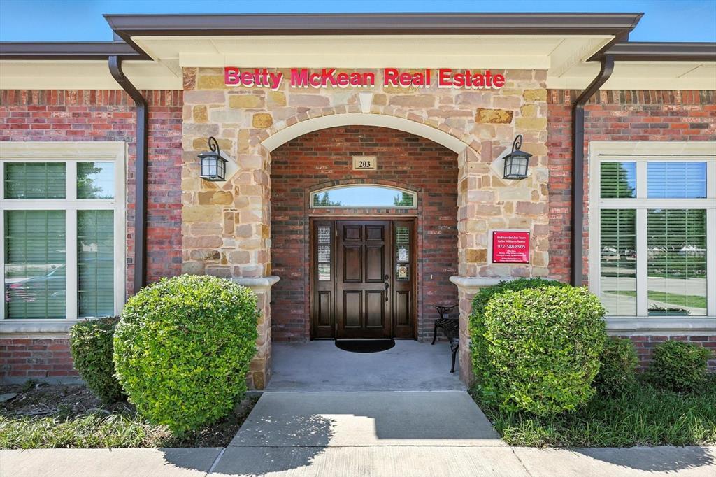 425 Old Newman Road 203, Frisco