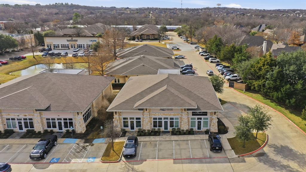 8849 Davis Boulevard 300, Keller