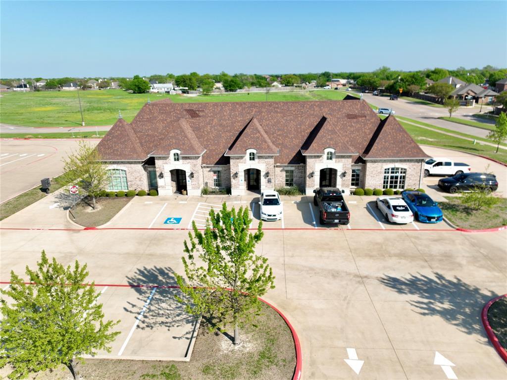 101 Vintage Drive 101, Red Oak