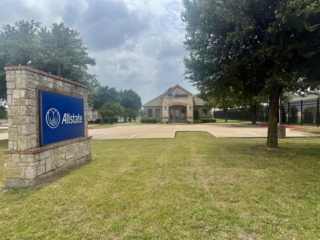 1701 Commerce Drive, Mansfield