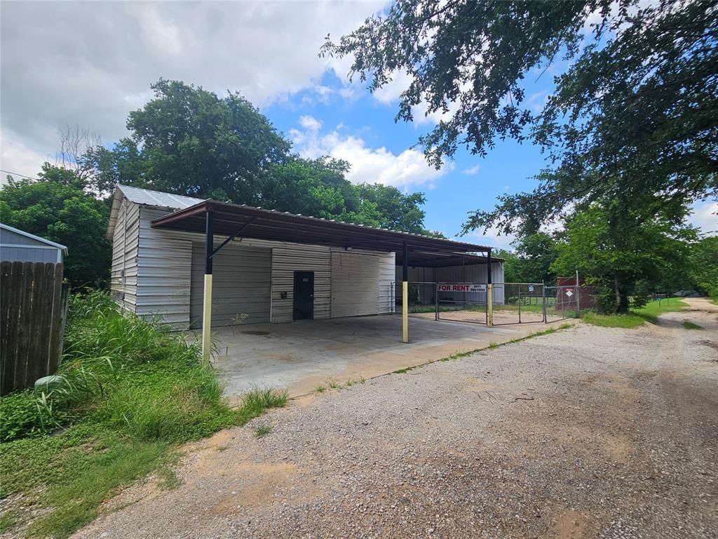 103 N 3rd Avenue, Mansfield