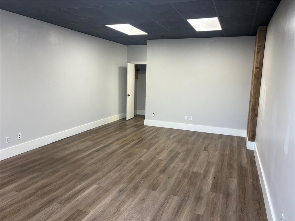 811 E Yellowjacket Lane 115, Rockwall