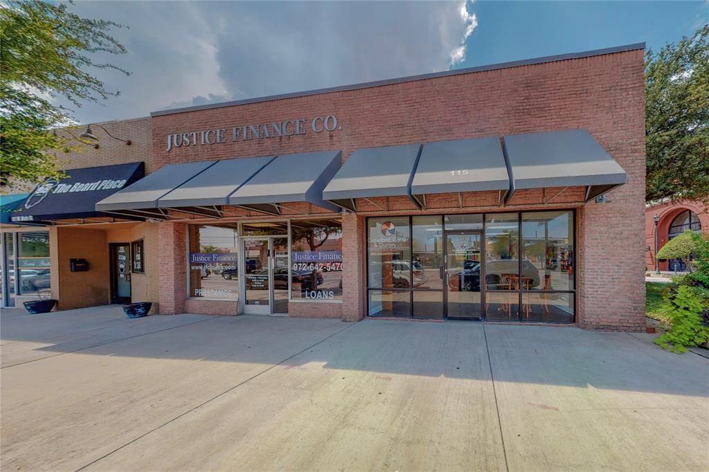 115 W Main Street, Grand Prairie