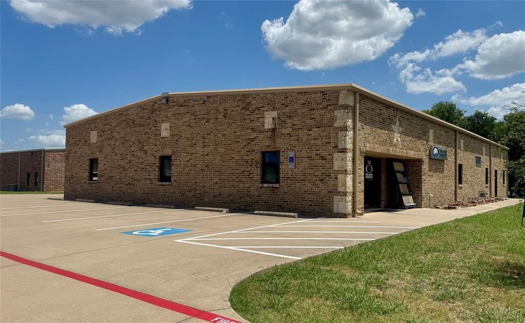 205 Hooper Road, Wylie