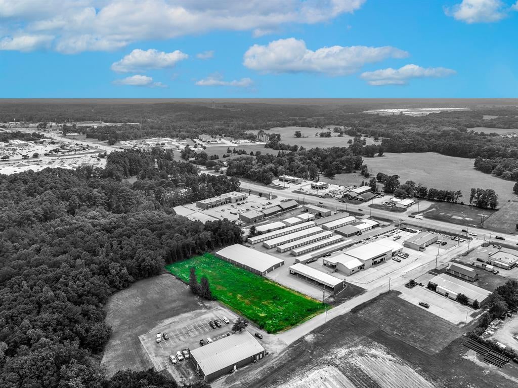 2712 S Main Street, Lindale