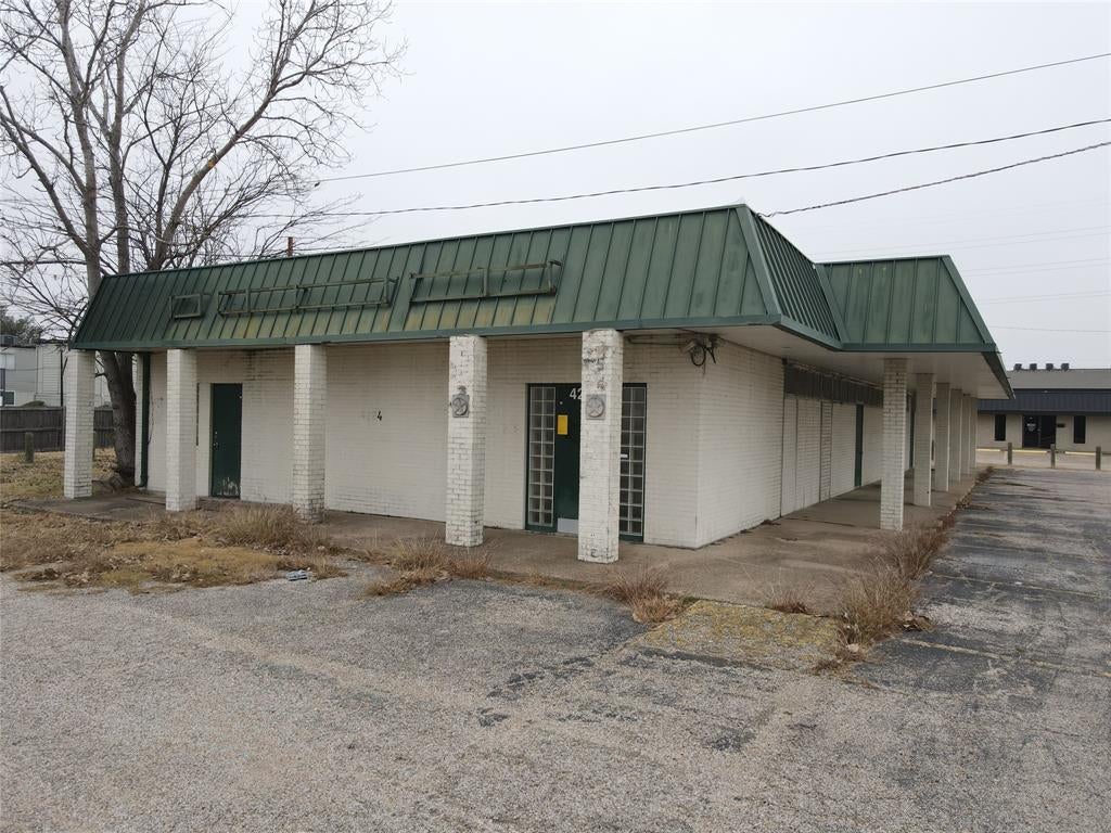 4224 Gus Thomasson Road, Mesquite