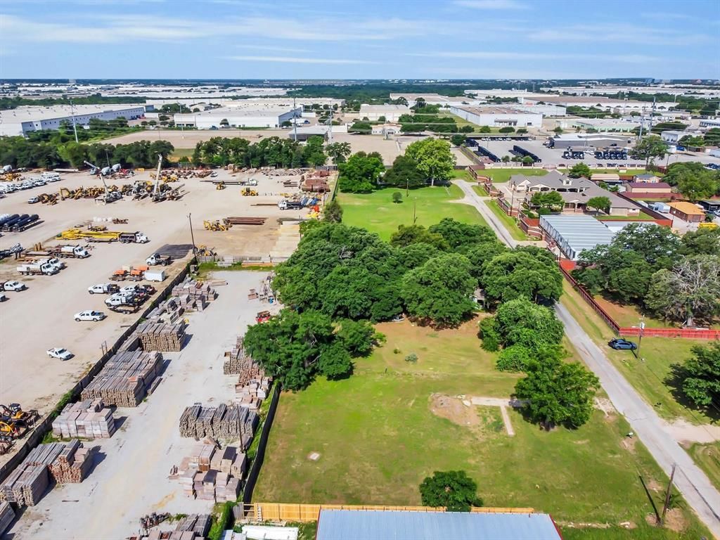 1401 Leyfair Drive, Grand Prairie