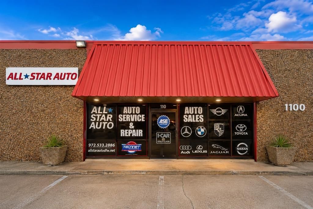 1100 Summit Avenue 109, Plano