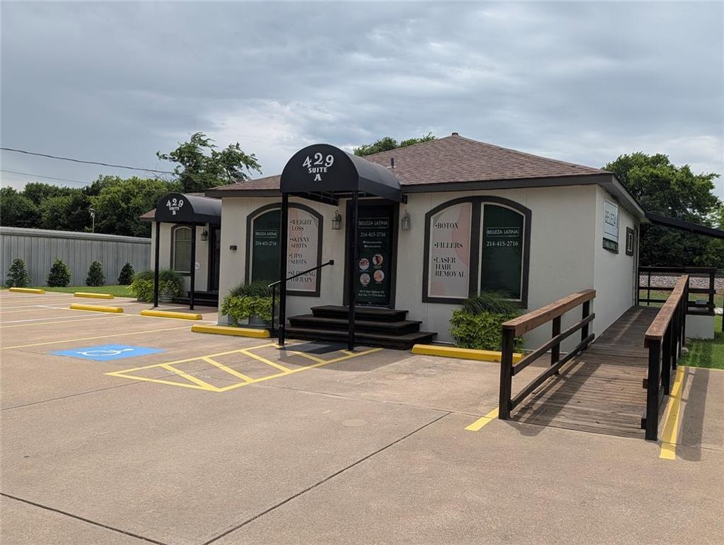 429 N State Highway 342, Red Oak