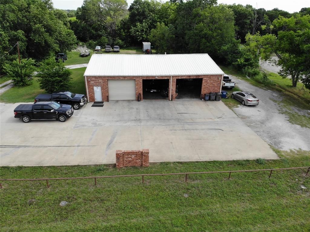 966 E Ovilla Road, Red Oak