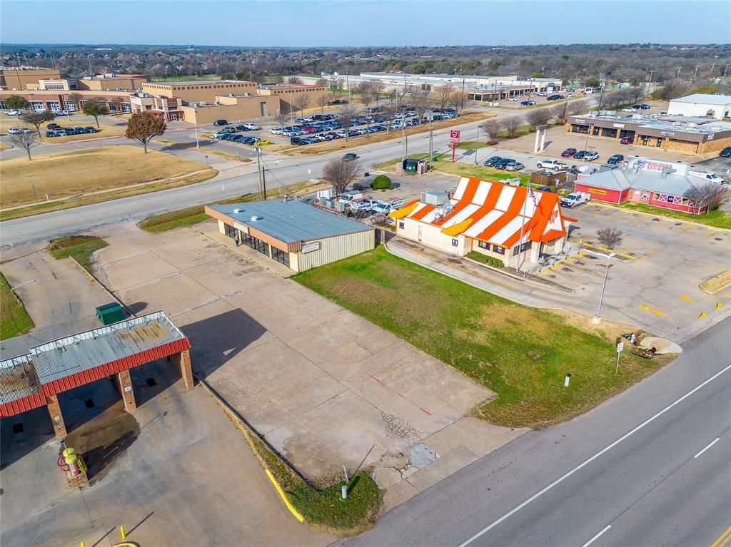 1217 Fm 157, Mansfield