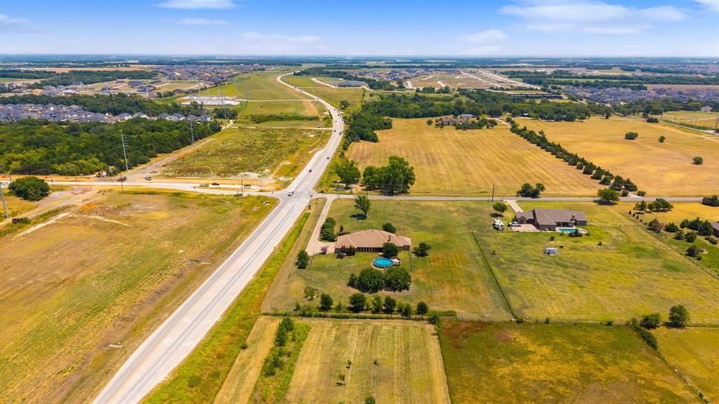 2113 S Coit Road, Celina