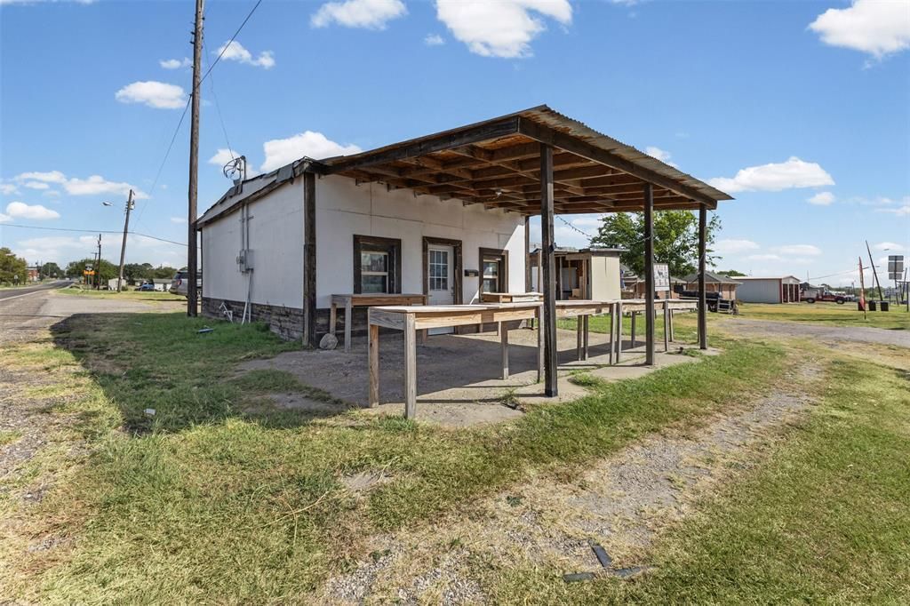 500 E Sycamore Street, Bardwell