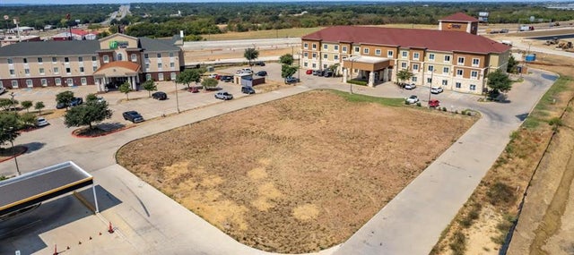 Photo of Listing #20994870