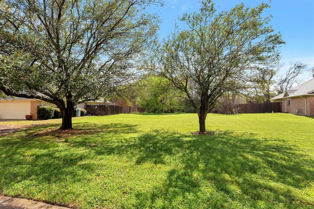 8133 Wendy Lane, Benbrook