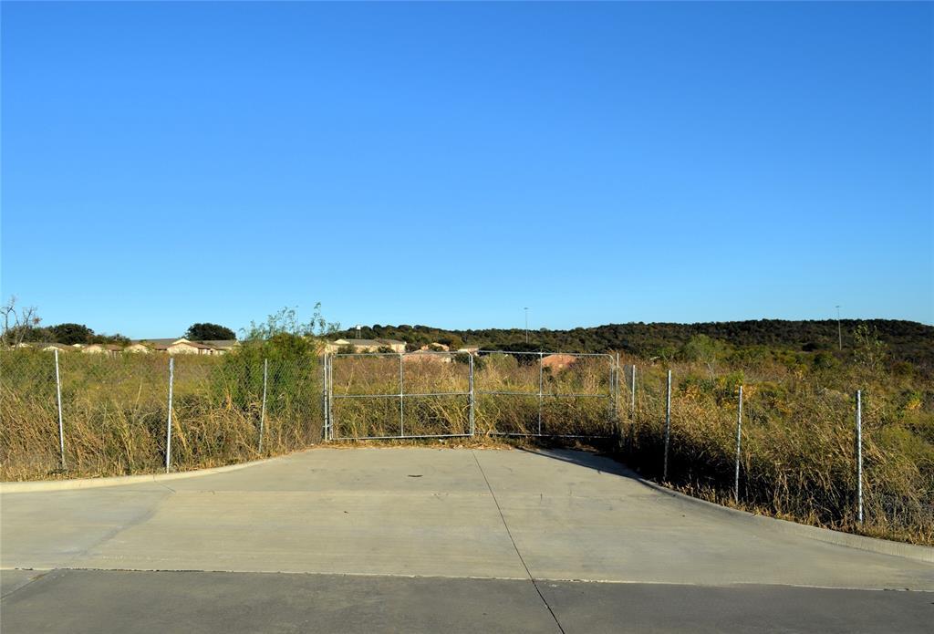 6111 Sportsmans Parkway, Dallas