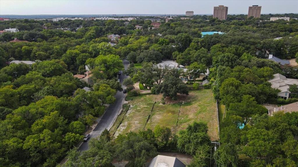 2004 Indian Creek Drive, Westover Hills