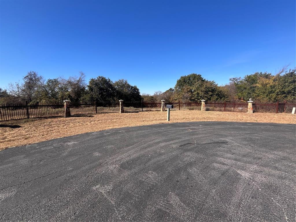 4213 Silver Mesa Lane, Fort Worth