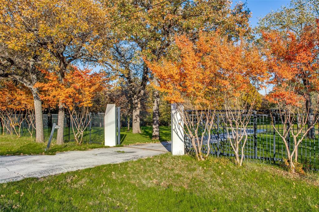 1100 Simmons Road, Flower Mound