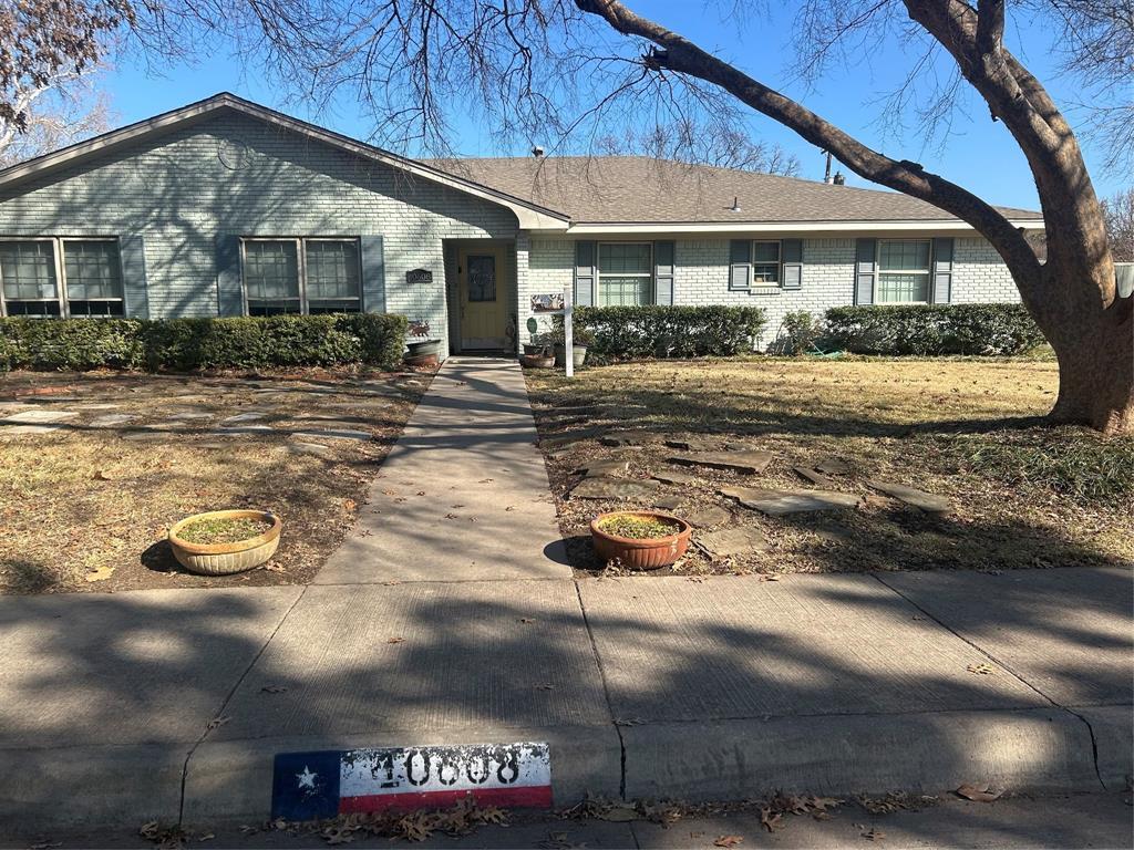 10608 Royal Club Lane, Dallas