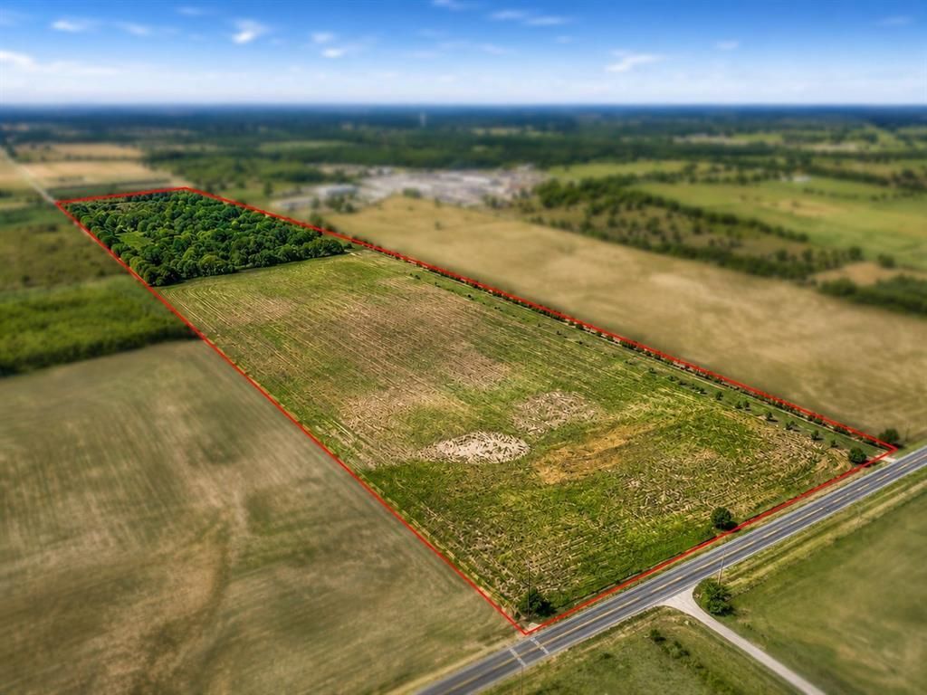 1111 Fm 455, Weston