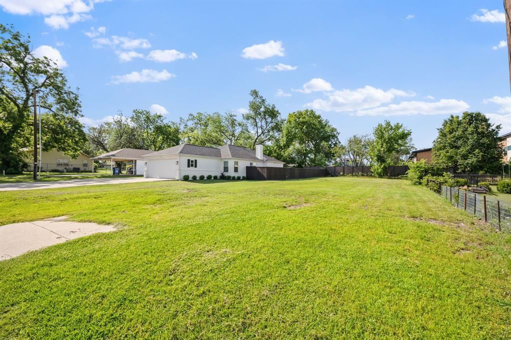 405 E Maple Street, Celina