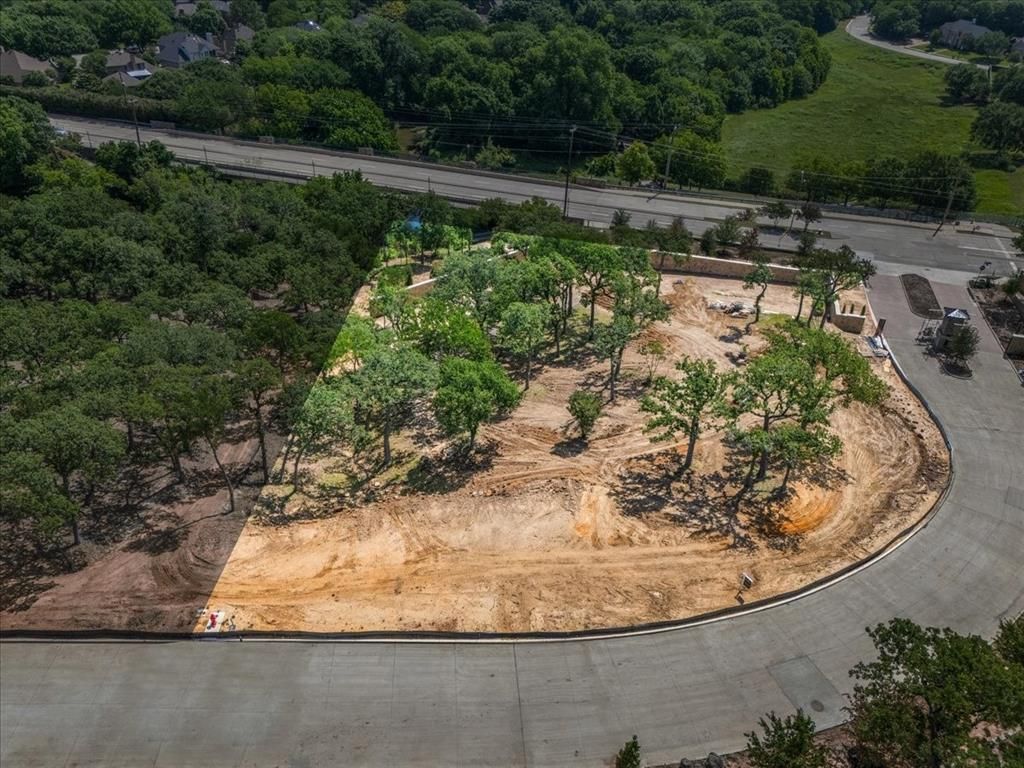Lot 1, The Bluffs, Colleyville